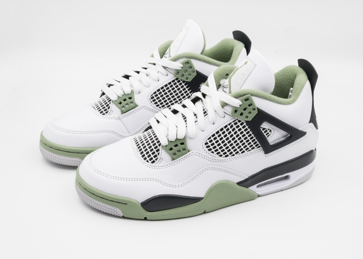 乔丹品牌押注世界杯:Air Jordan 3「巴西」限定背后藏着什么生意经?