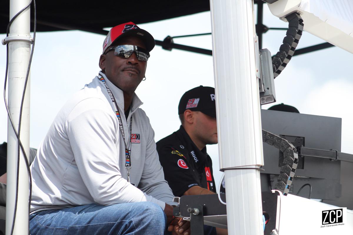 乔丹罕见开口:NASCAR官司是私人恩怨,「我重新变成了竞争者」